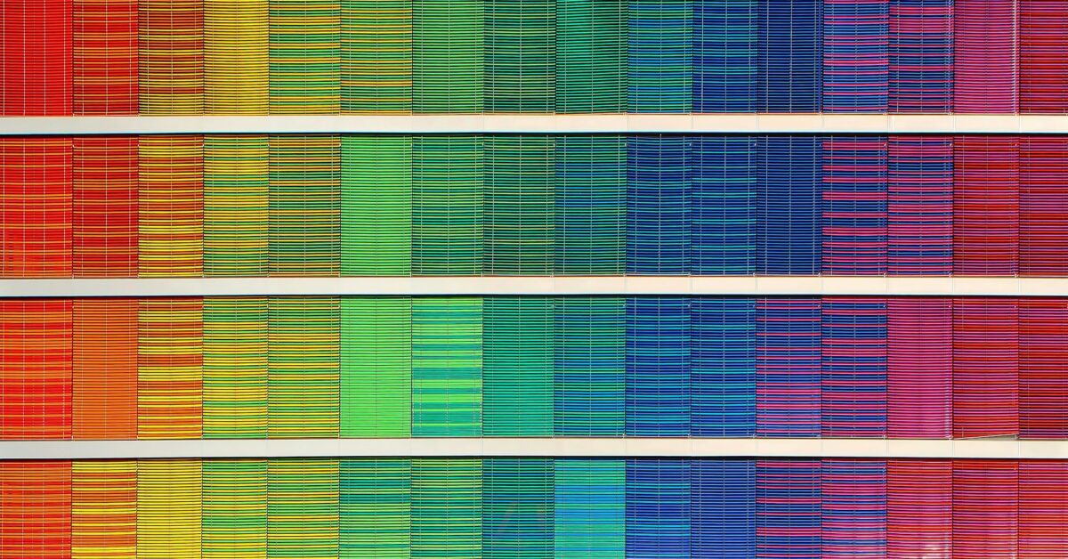 Risk Reporting: Best Color Palettes for Data Visualization cover