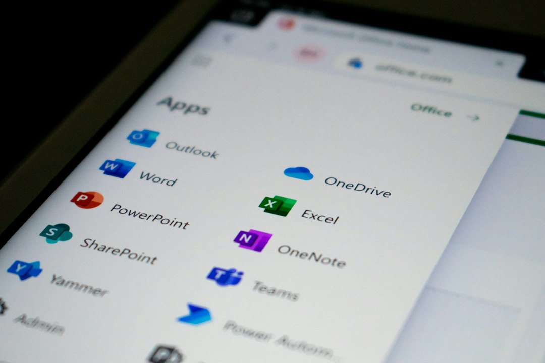 The Renewal-Recommendation Gap: Why You’re Renewing Software You Don’t Recommend